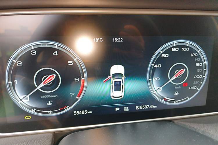 Used Hongqi HS5 2019 2.0T Smart Connect Flagship All-Wheel-Drive Version Instrument Cluster