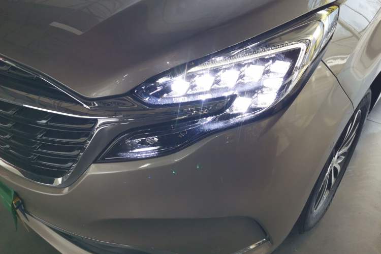 Used Buick GL8 2022 ES Landtrek 653T Luxury Edition
