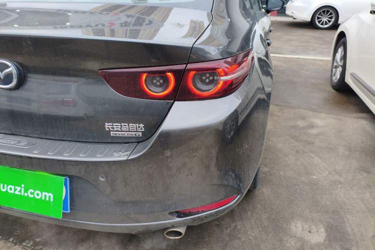 Used Mazda 3 Axela 2020 2.0L Automatic Zhiya Edition Right Rear Taillight