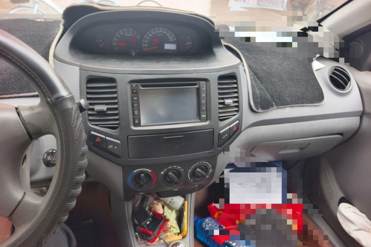 Used Geely Auto Diamond 2013 1.5L Manual Entry-Level Model Audio And AC Panel