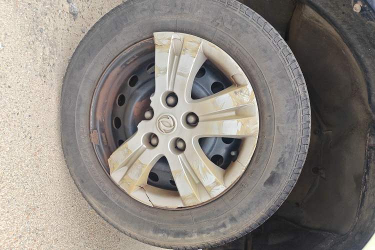 Used FORTHING Lingzhi 2017 M5L 1.6L 7-Seater Standard Model