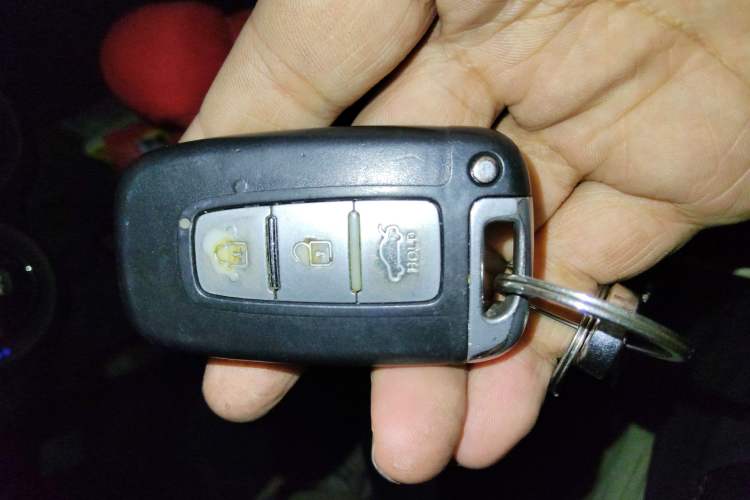 Used Kia K2 2011 Sedan 1.6L Automatic Transmission Premium
