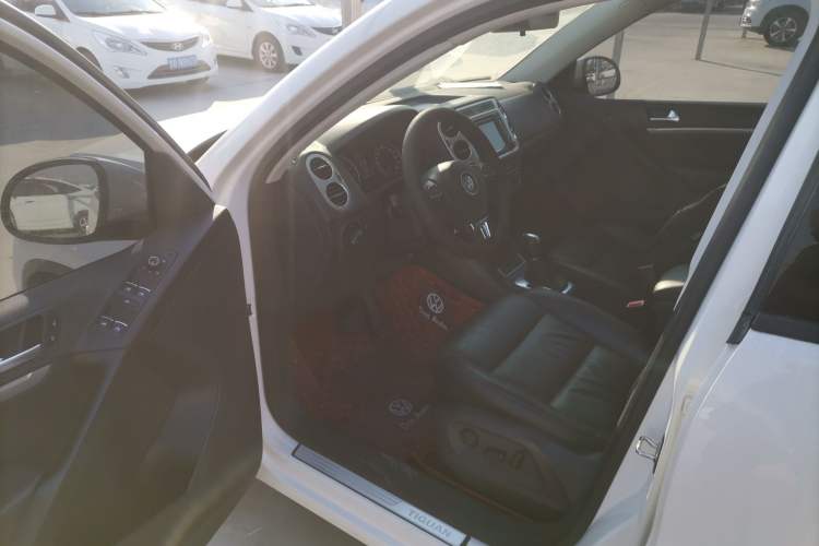 Used Volkswagen Tiguan L 2015 1.8TSI Automatic Two-Wheel Drive Comfort Edition