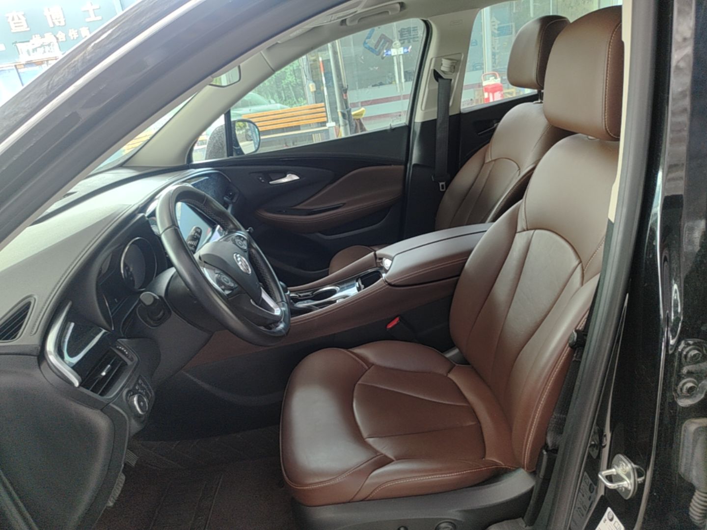 Vordere Reihe im Auto