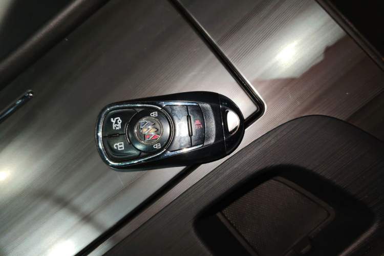 Used Buick LaCrosse 2022 652T Luxury Version
