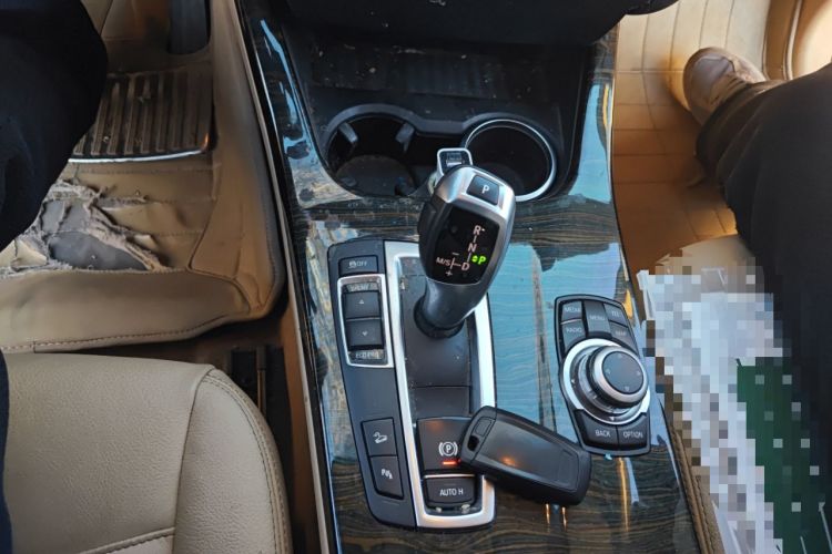 Used BMW X3 2013 Revised xDrive28i Luxury Edition Gear Lever