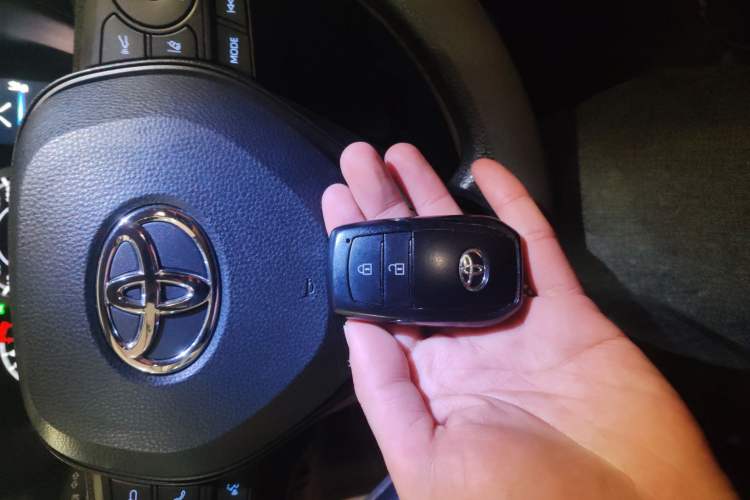 Used Toyota Corolla Cross 2022 2.0L Elite Edition Vehicle Key