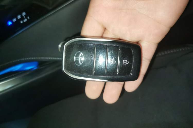 Used Toyota Venza 2023 2.5L Smart Electric Hybrid Dual-Drive Prestige Version Interior 1