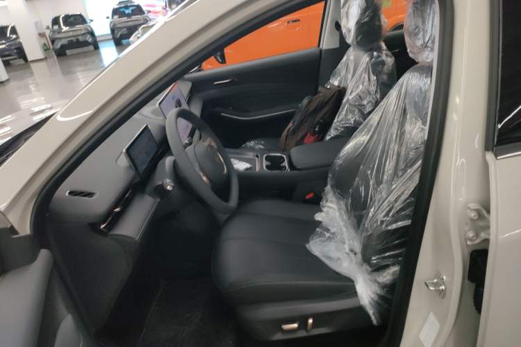 Used Baojun Yunhai 2026 Model 500km Pure Electric Standard Edition