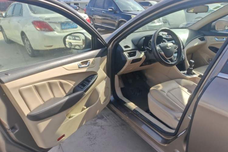 Used Chery Arrizo 7 2015 1.6L Manual ZhiShang Edition
