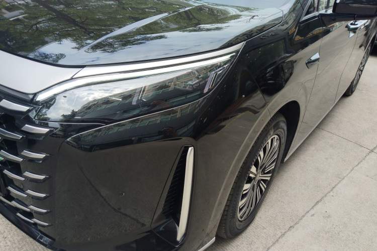 Used BYD Xia 2025 DM-i 1.5T 180km Beyond Edition
