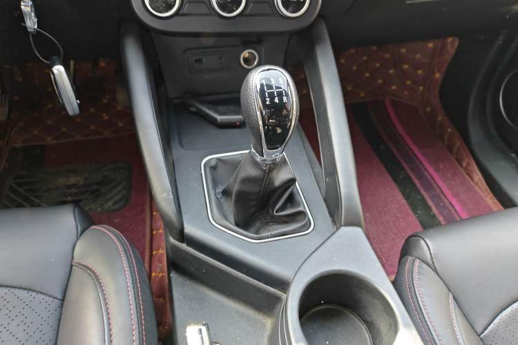 Used Dongfeng Fengon 500 2021 1.5L Manual Enjoyment Model
