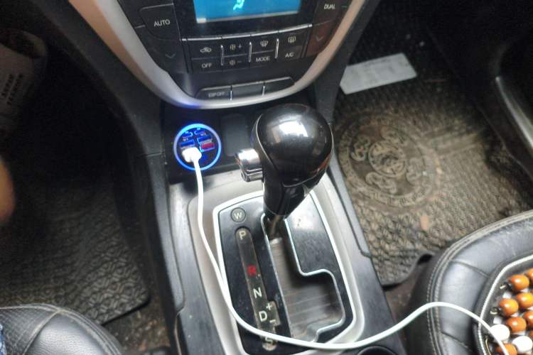 Used GAC Trumpchi GS5 2012 2.0L Automatic Two-Wheel Drive Luxury Edition
