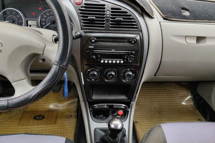 Used Citroen Elysee 2013 Sedan Classic 1.6L Manual Tech Model CNG