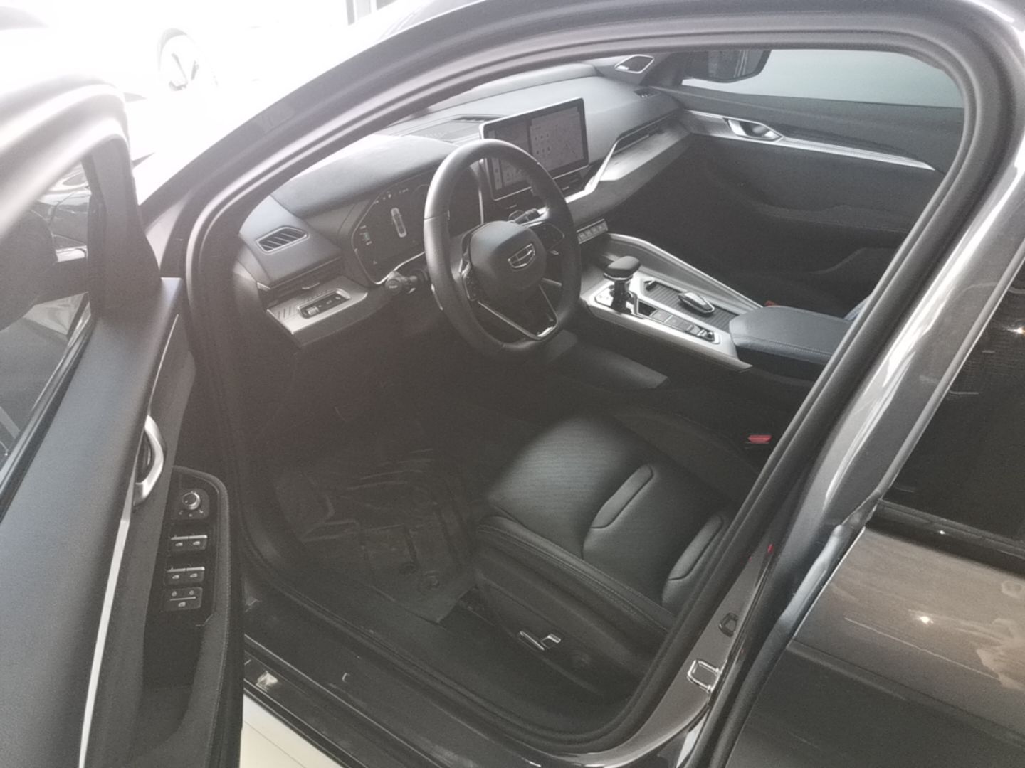 Geely Auto Preface 2024 2.0TD Qingyun Edition — снимка 18