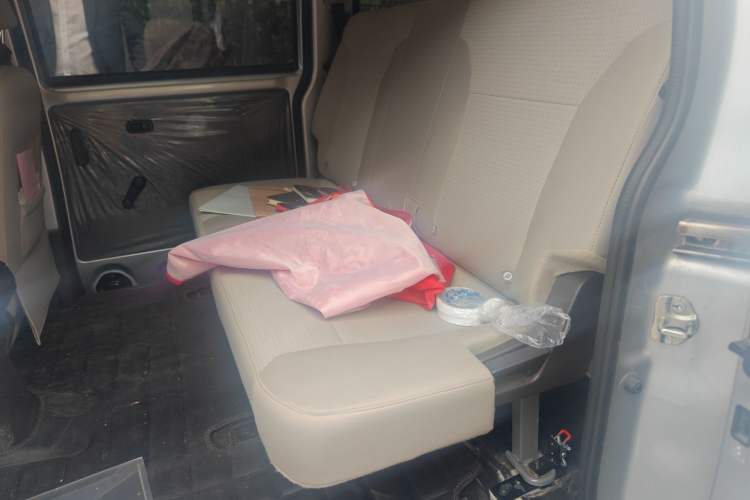 Used Wuling Hongguang V 2022 1.5L Jingqu Edition Electric-Assist LAR Left Rear Seat