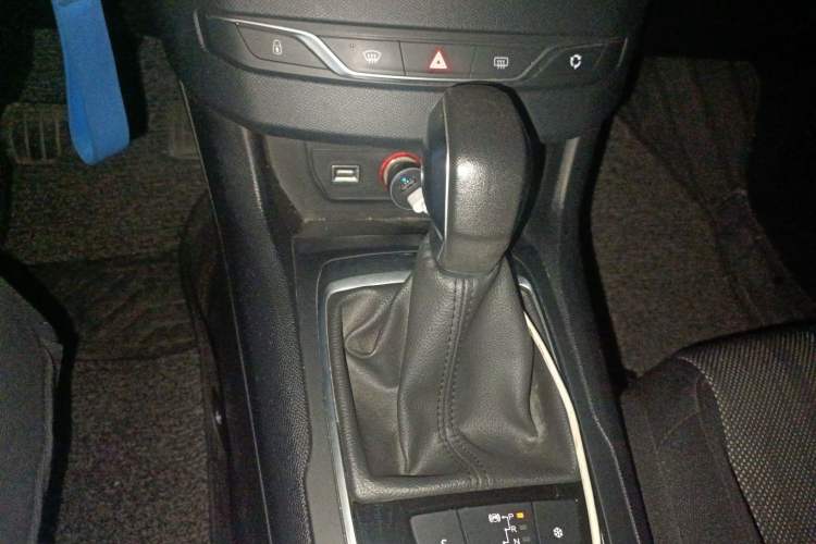 Used Peugeot 308S 2015 1.2T Automatic Jingchi Edition
