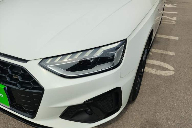 Used Audi A4L 2022 40 TFSI Luxury Dynamic Model