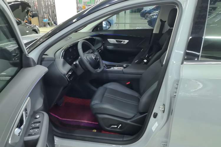 Used Dongfeng Aeolus Huge 2022 Mach Power 1.5T Dare-to-Drive Edition · Enjoyably悦
