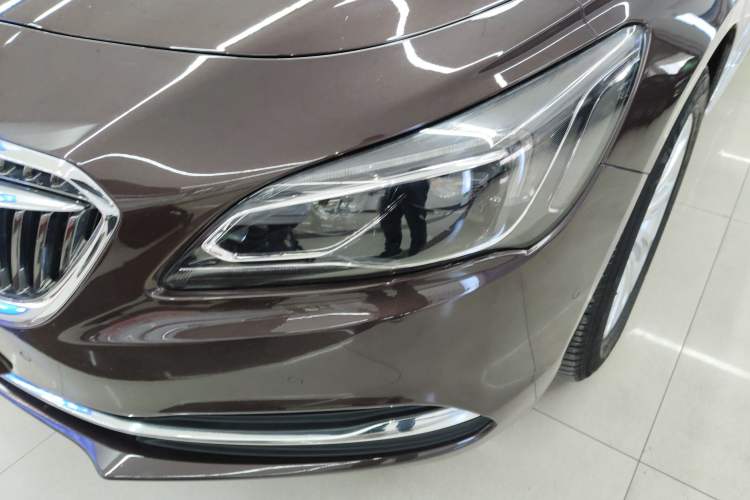 Used Buick LaCrosse 2018 20T Luxury Model
