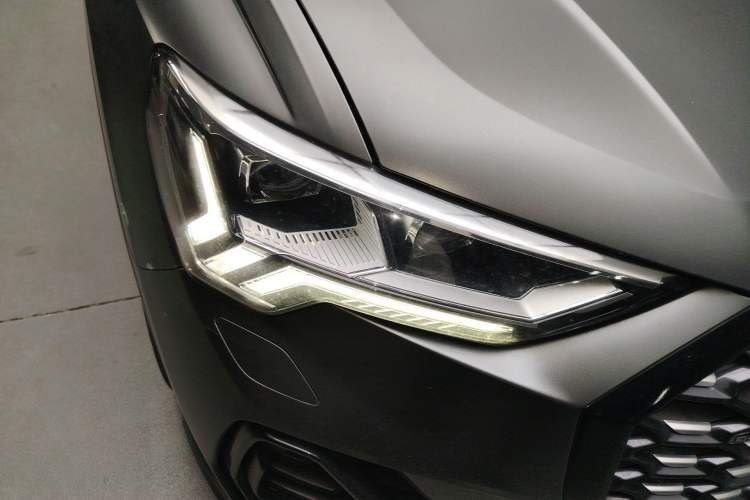 Used Audi Q3 Sportback 2020 45 TFSI quattro Fashion Edition Right Front Headlight