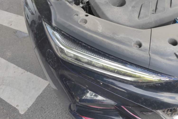 Used CHANGAN OSHAN X7 PLUS 2022 1.5T Blue Whale Edition Automatic Prestige Version Right Front Headlight