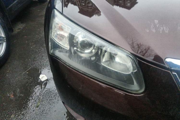 Used Geely Auto Classic Emgrand 2013 Hatchback 1.5L Manual Entry-Level Model