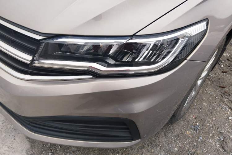 Used Volkswagen Bora 2021 1.5L Automatic Fashionable Smart Connectivity Version Left Front Headlight