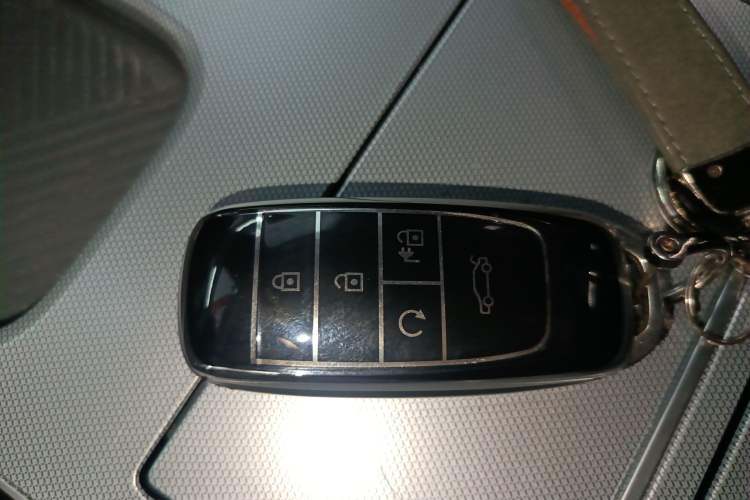 Used AION Y 2023 Younger