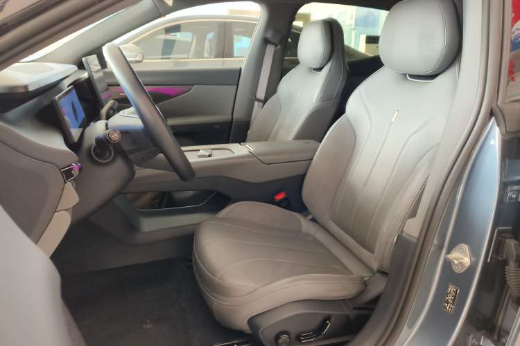 Used Lynk & Co 07 2024 EM-P 126 Long-Range Ultra
