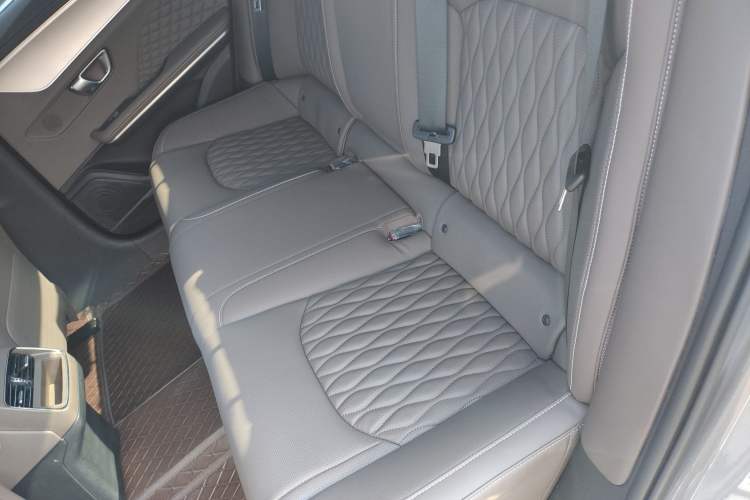 Used BYD Han 2023 EV Champion Edition 506KM Front-Wheel-Drive Premium Model
