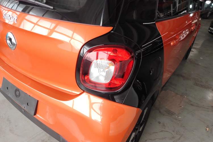 Used smart forfour 2018 1.0L 52kW Passion Edition