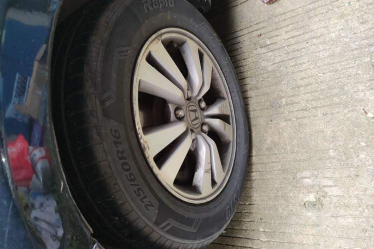 Used Honda Accord 2010 2.0L EX Right Front Wheel Hub