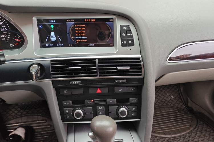 Used Audi A6L 2010 2.0 TFSI Automatic Standard Edition
