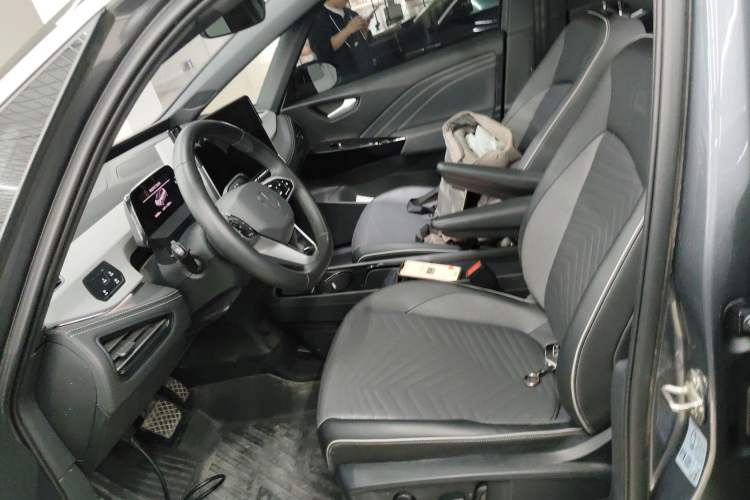 Used Volkswagen ID.3 2025 Smart Edition Outstanding Model
