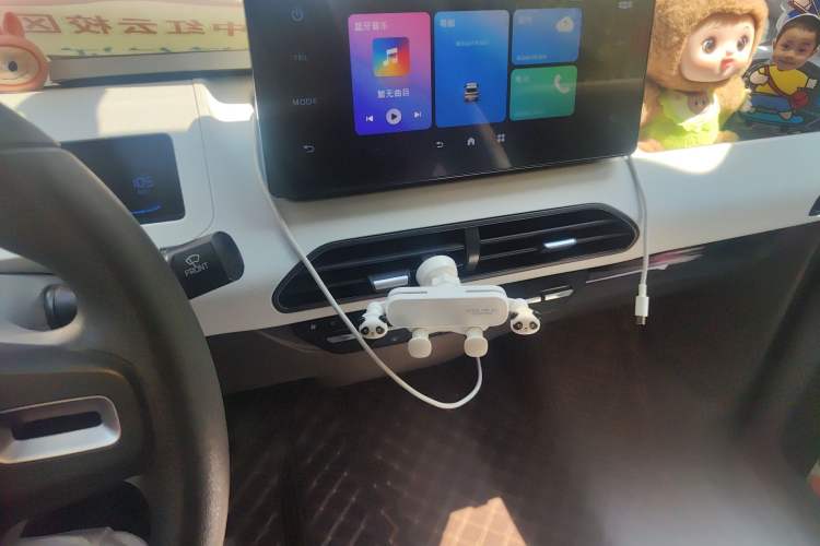 Used Geely Galaxy Panda 2023 Panda Mini 200km Endurance Bear
