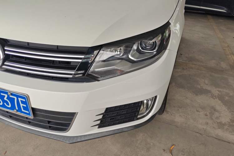 Used Volkswagen Tiguan 2014 1.8TSI Automatic 2WD 30th Anniversary Edition Left Front Headlight