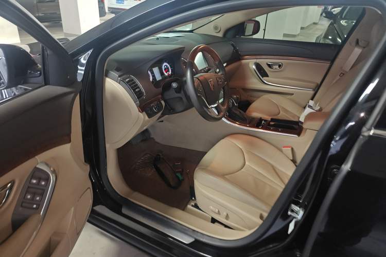 Used Roewe 950 2015 1.8T Luxury Edition
