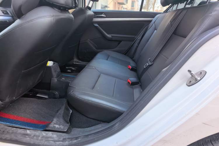 Used Volkswagen Lavida 2019 Lavida Start 1.5L Automatic Trendy Version China VI Standard Left Rear Seat