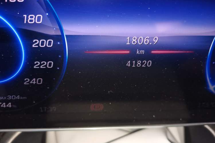 Used Mercedes-Benz EQE 2025 500 4MATIC Pioneer Edition
