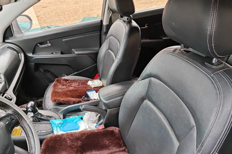 Used Kia Sportage R 2012 2.0L Automatic Two-Wheel Drive NAVI
