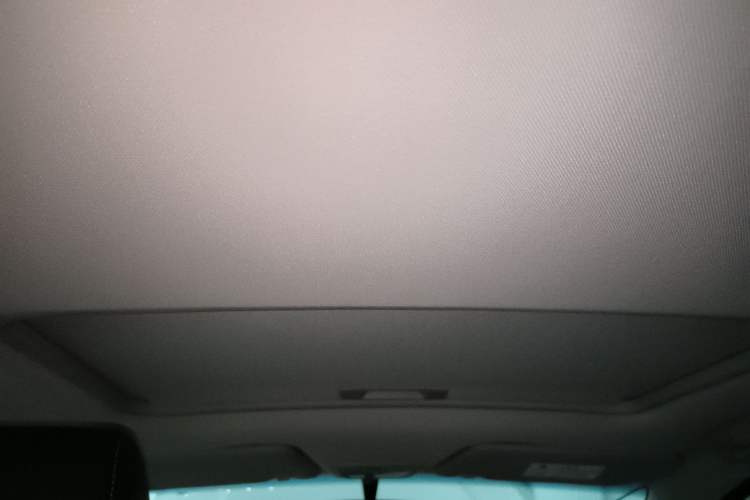 Used Baojun 310 2017 1.5L Automatic Luxury Model Headliner