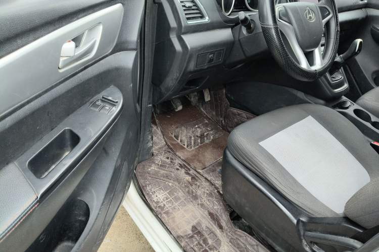 Used CHANGAN KAICHENG Ruixing S50 2018 S50V 1.5L Logistics Version 7 Seats China V Standard Driver Seat