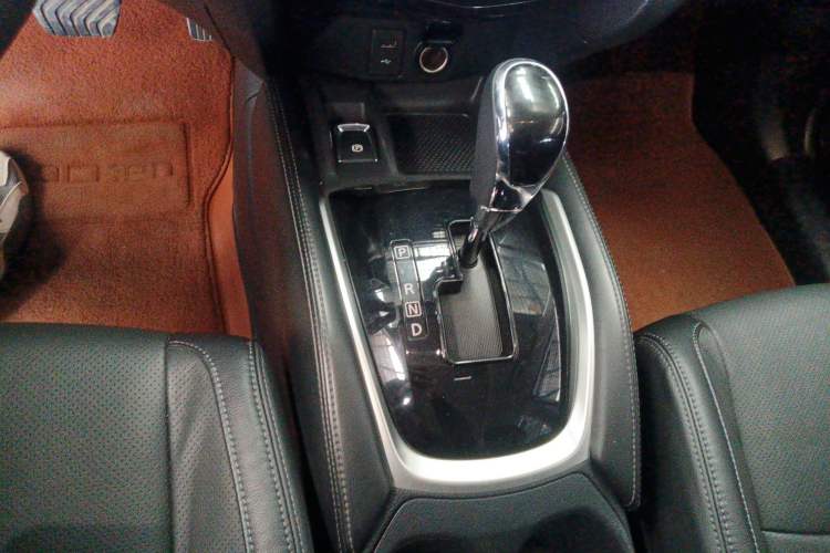 Used Nissan X-Trail 2021 2.0L CVT 2WD XL ITS Comfort Commemorative Edition Gear Lever