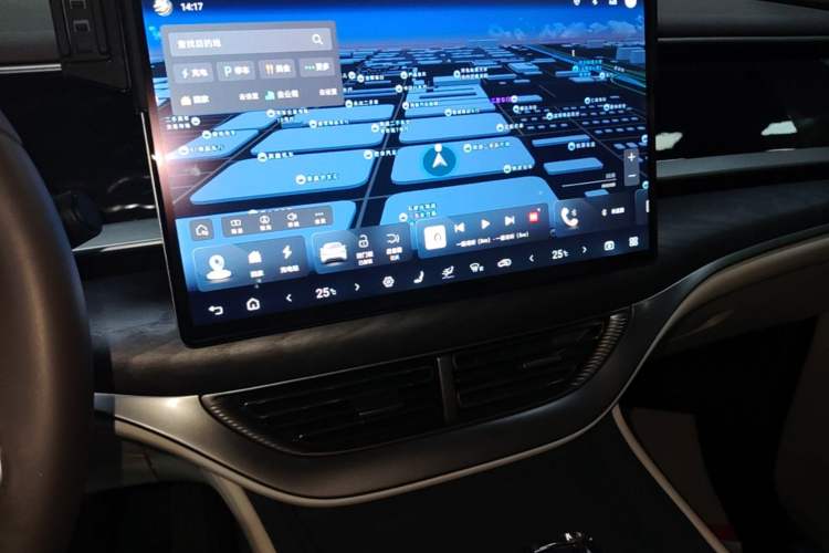 Used Denza D9 2024 DM-i 970 Luxury Model