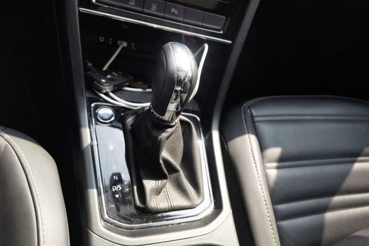 Used Volkswagen Touran 2021 Volkswagen Touran L 280TSI DSG Boundary Edition 7-Seater
