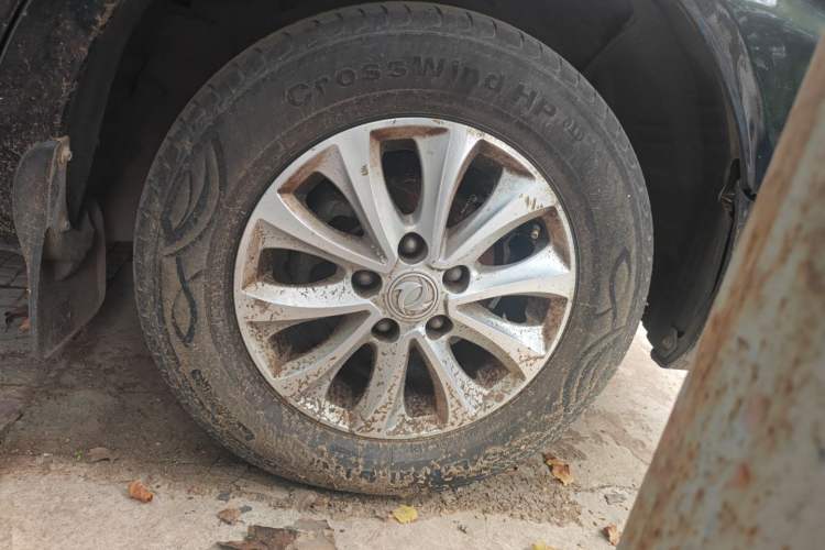 Used FORTHING Lingzhi 2019 M5L 1.6L 7-Seater Luxury Model China VI Standard