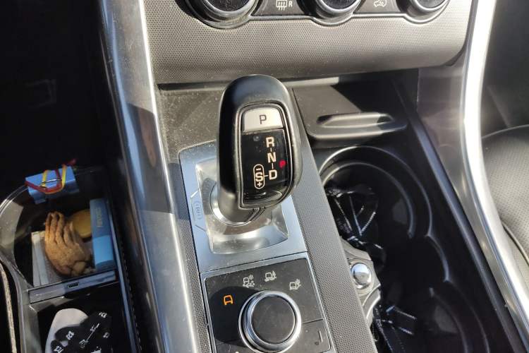 Used Land Rover Range Sport 2015 3.0 SC V6 HSE DYNAMIC Gear Lever