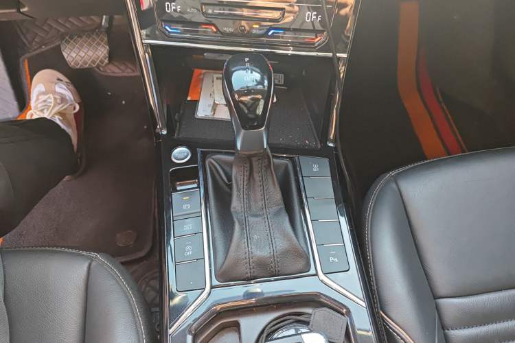 Used Volkswagen Passat 2019 330TSI Elite Edition China VI