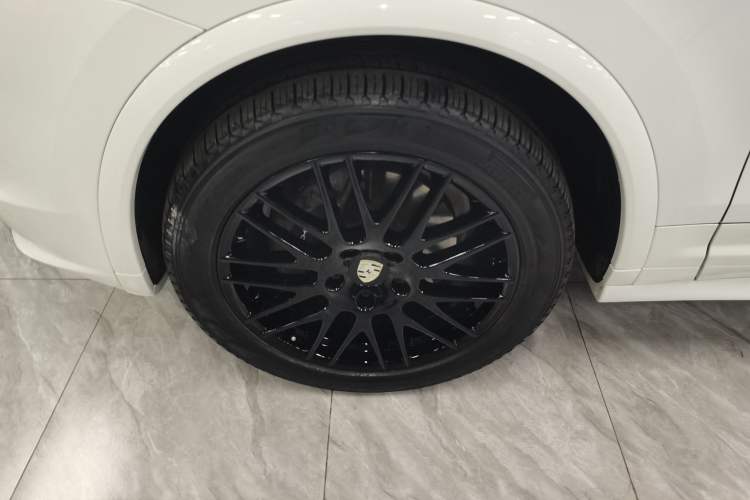 Used Porsche Cayenne 2016 Cayenne Platinum Edition 3.0T